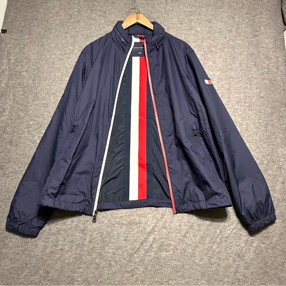 Tommy Hilfiger Men's Navy Windbreaker Jacket NWOT FullZip Hooded Size Large - Picture 4 of 15